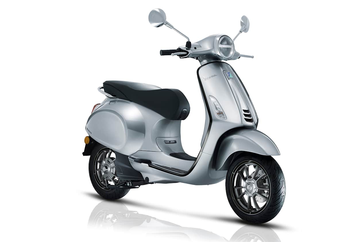 Scooter Vespa Elettrica 70 km/h Nero Profondo