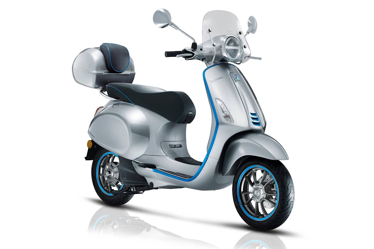 Scooter Vespa Elettrica 45 km/h avec accessoires