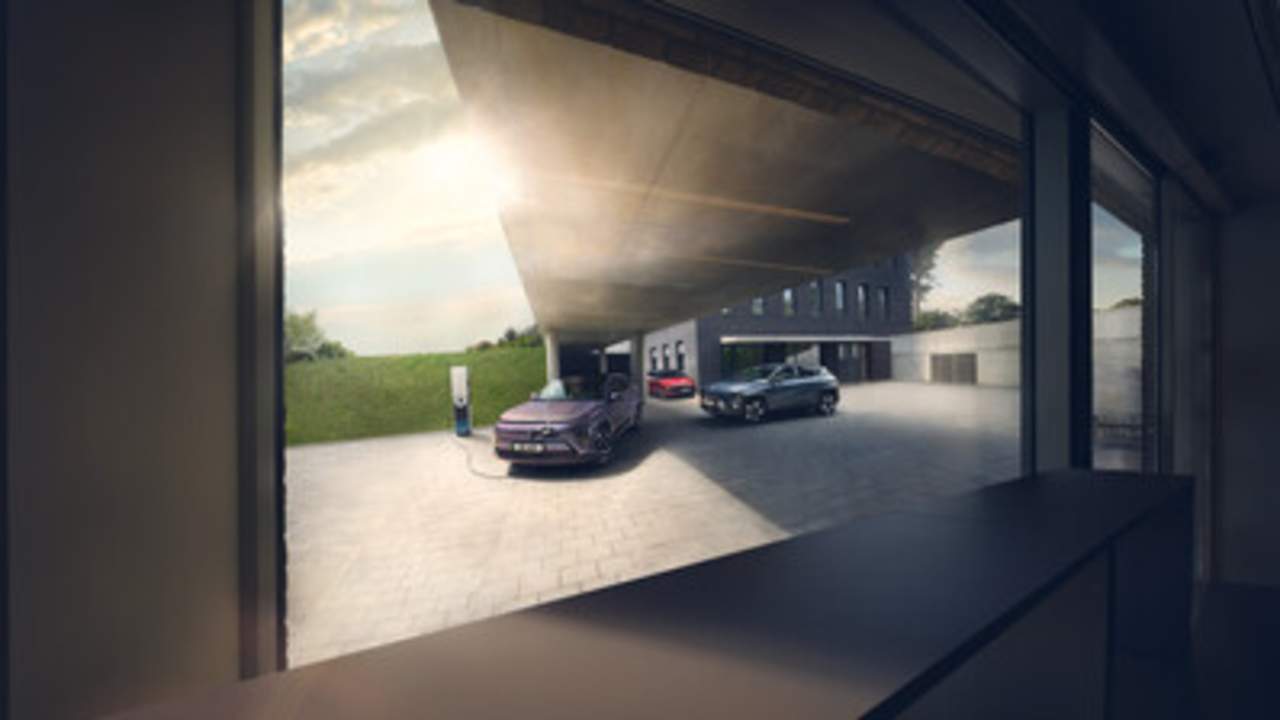 KONA HYBRID PERSONAL CONTRACT PURCHASE OFFER - From £335 per Month