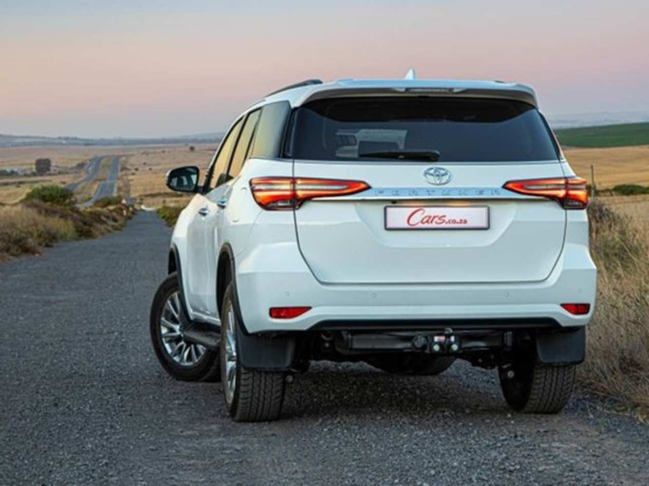 Toyota Fortuner 