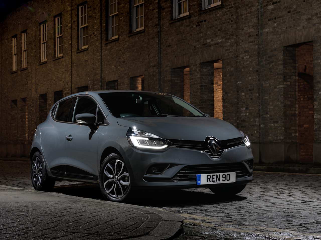RENAULT ADDS NEW URBAN SPECIAL EDITION TO CLIO RANGE