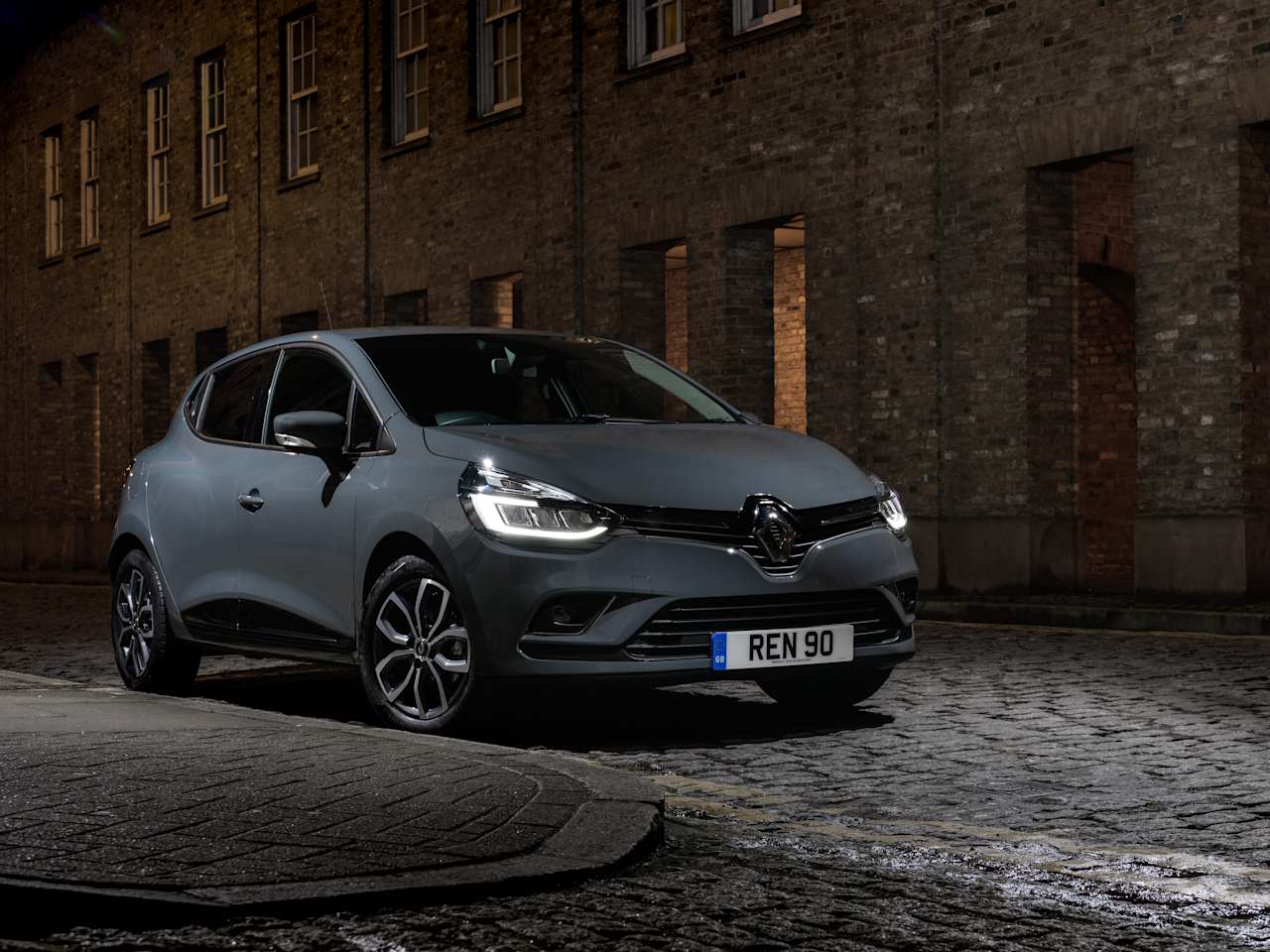 RENAULT ADDS NEW URBAN SPECIAL EDITION TO CLIO RANGE