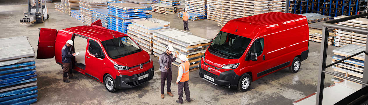 Citroën Jumpy et Jumper 2024 dans un entrepôt