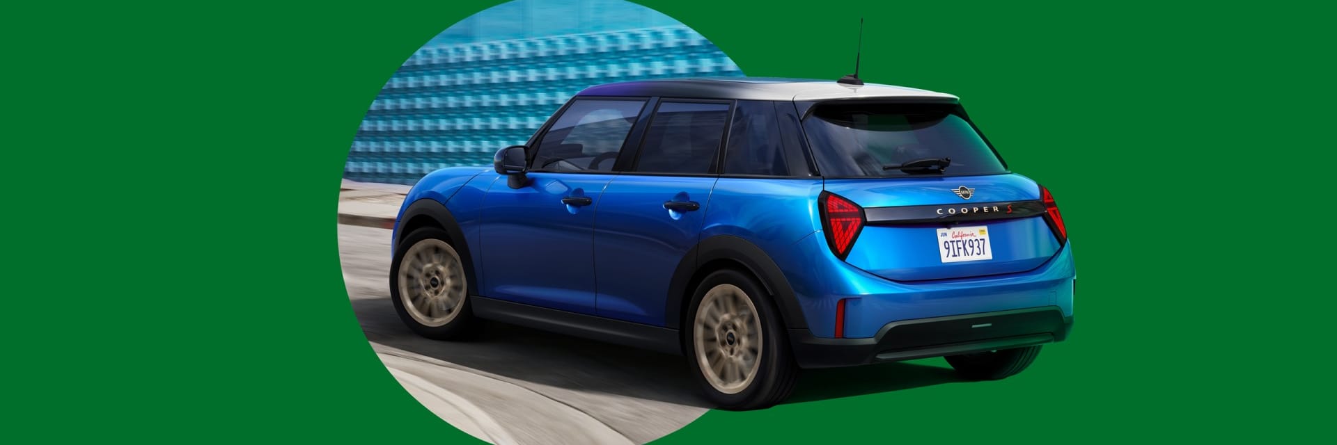 THE NEW MINI COOPER 5 - DOOR
