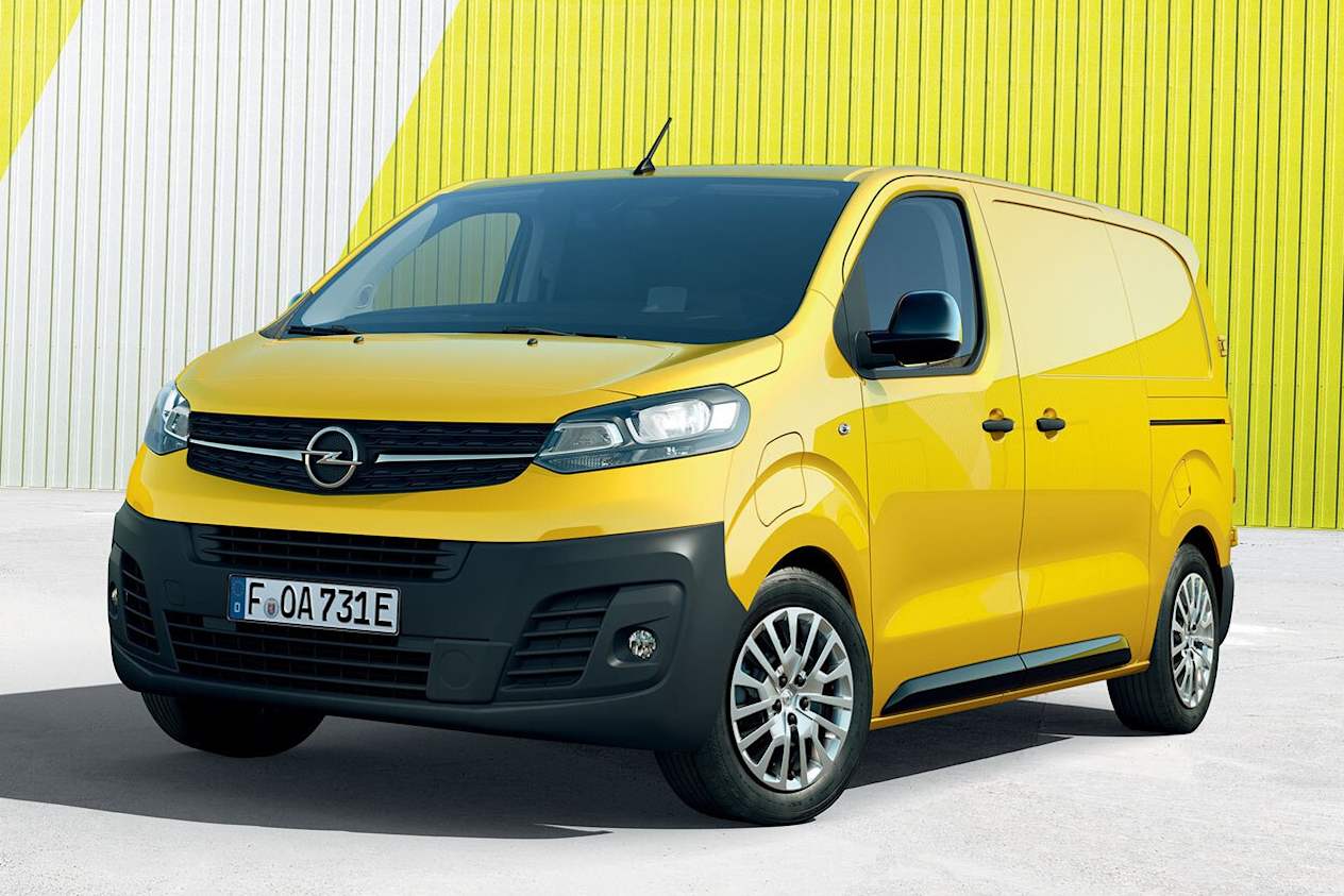 Opel Vivaro vue de trois quarts avant gauche