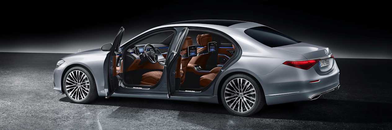 Trois quart arriere Mercedes-Benz Classe S