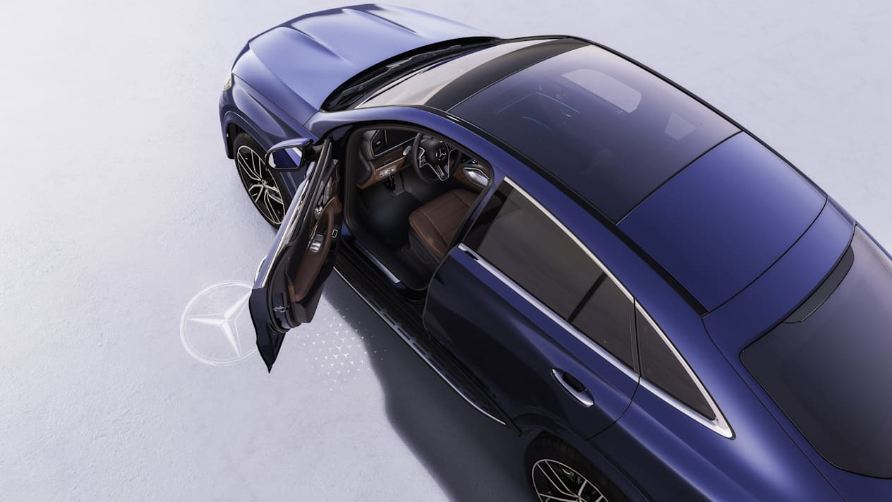 Mercedes GLE Coupé 2023 : vu de dessus toit panoramique