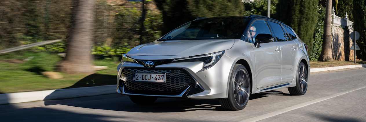 toyota Corolla Touring Sports 2023 vue avant droit
