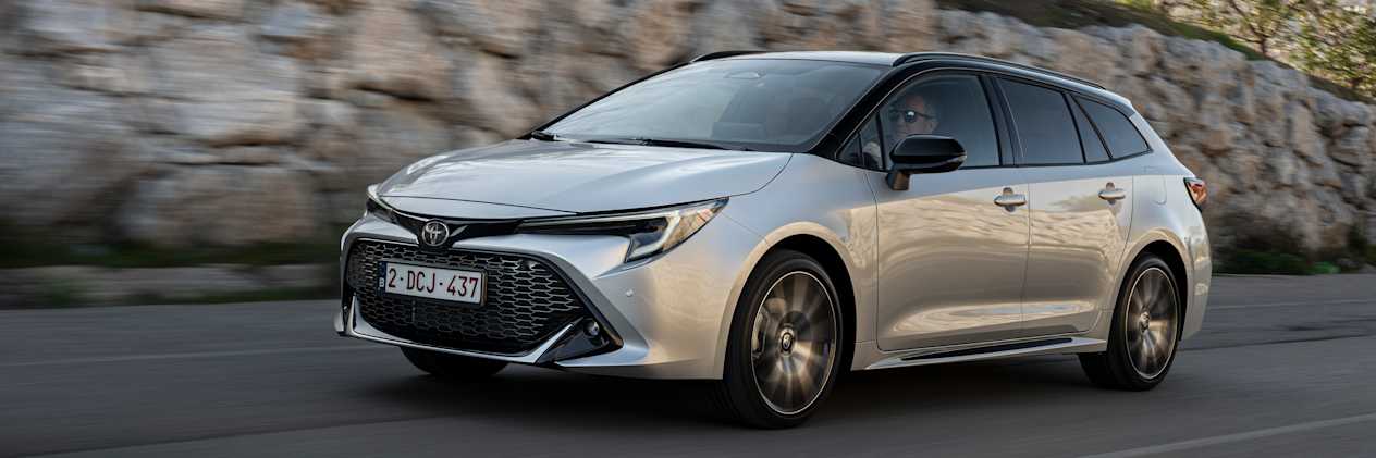 toyota Corolla Touring Sports 2023 profil