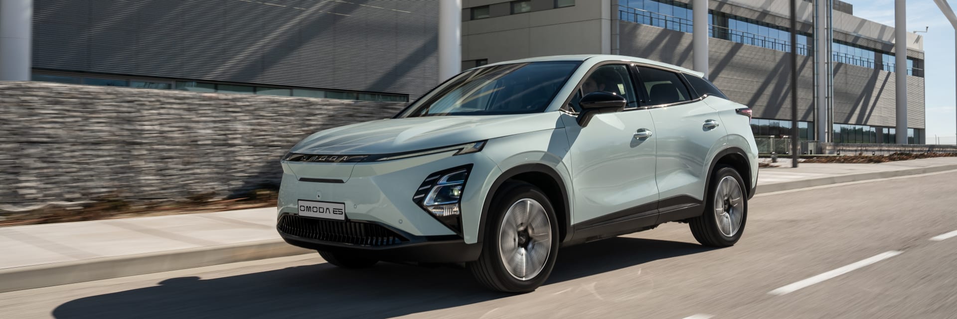 OMODA E5 crossover SUV