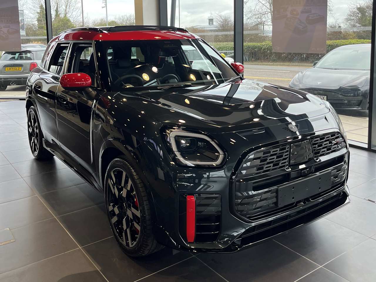 The New JCW Countryman at Snows MINI