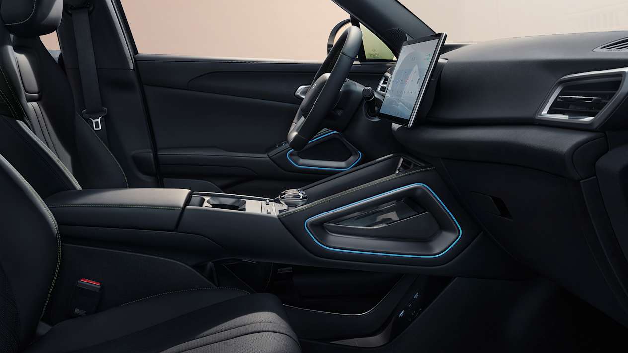 BYD Atto 2 2025 : console centrale vue de profil