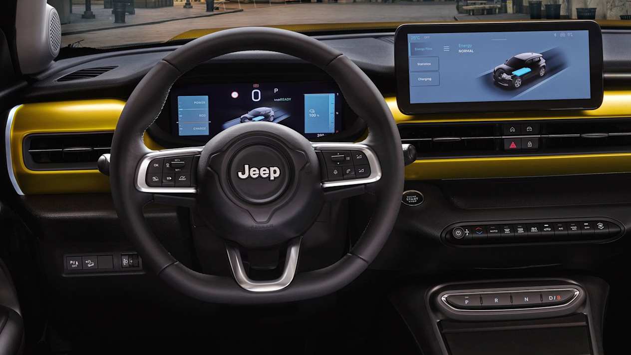 Jeep Avenger 2022 : Habitacle depuis siège conducteur