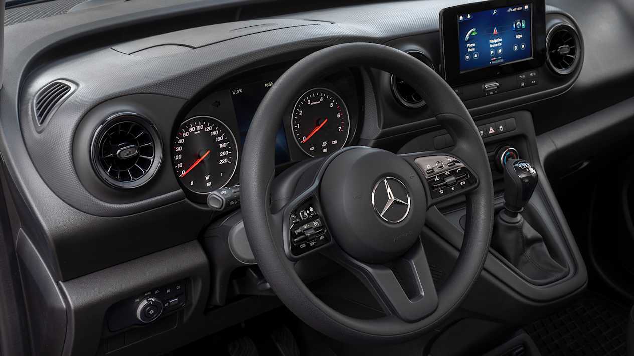Mercedes-Benz Citan 2021 volant en compteurs