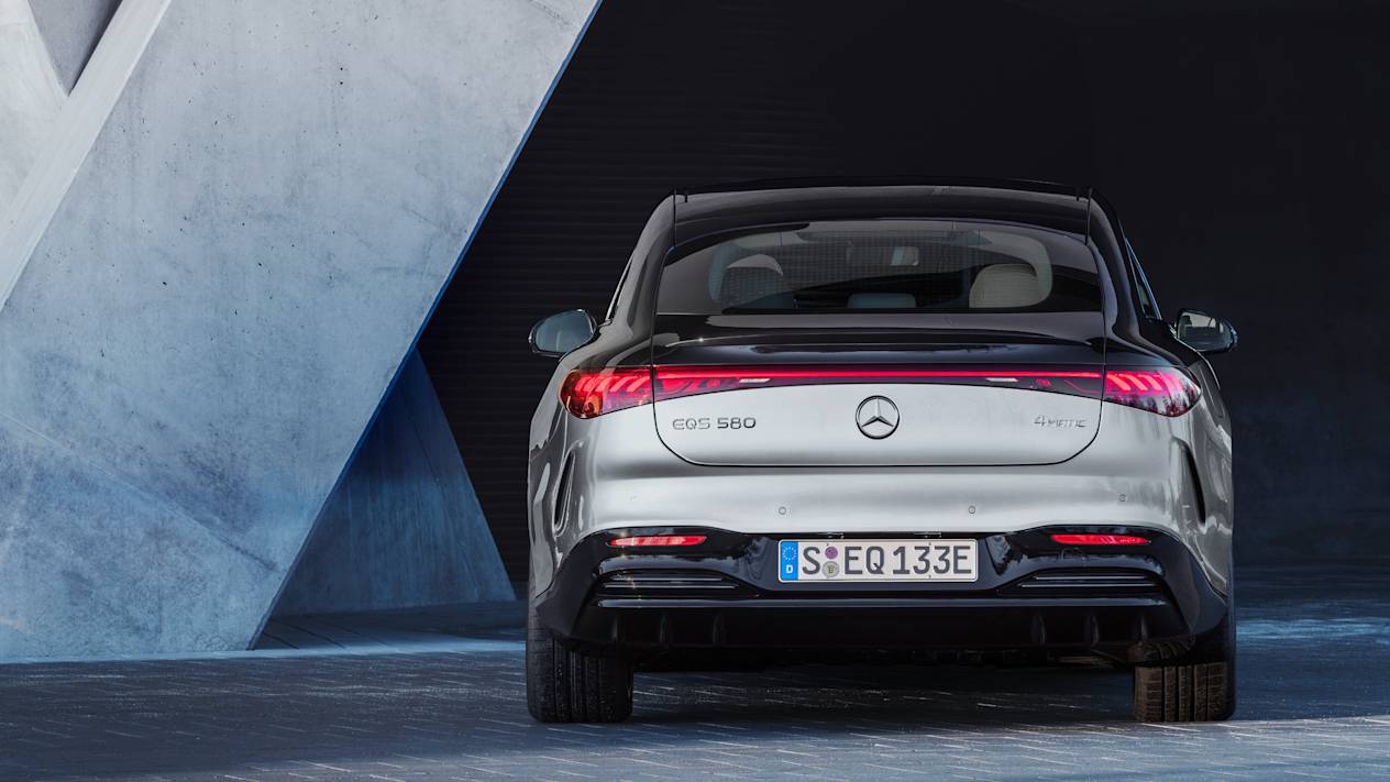 Nouvelle Mercedes EQS arrière