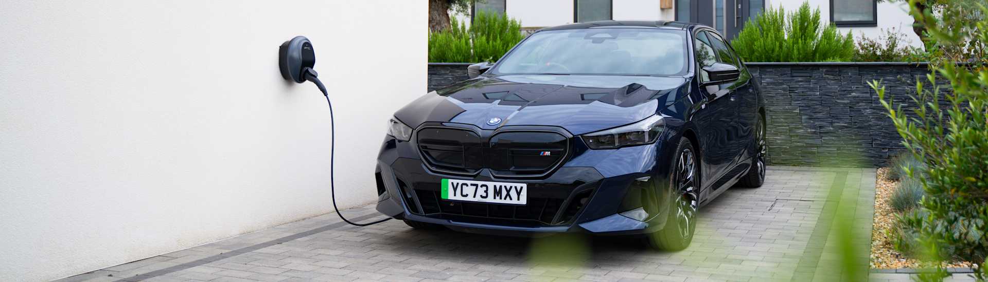 FIND YOUR BMW ELECTRIC.