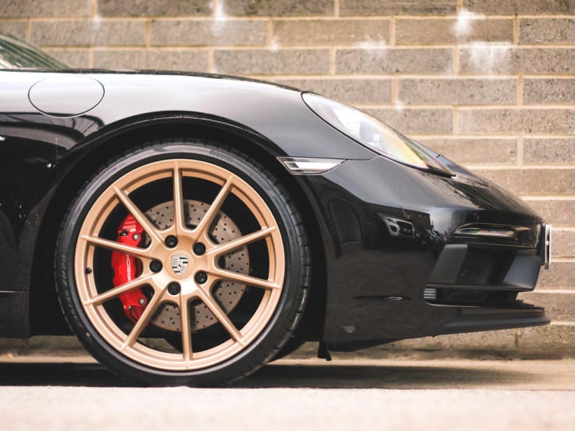 The Weekend Edit 70 Porsche Cayman 4 0 Gts Alexanders Prestige