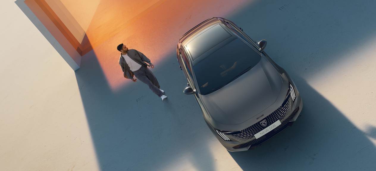 Peugeot 508 2023 : vue plongeante avant