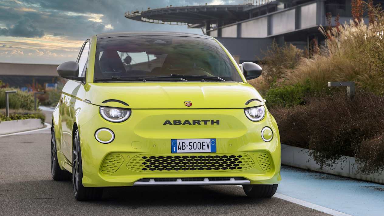 Fiat Abarth 500e Scorpionissima : Face avant