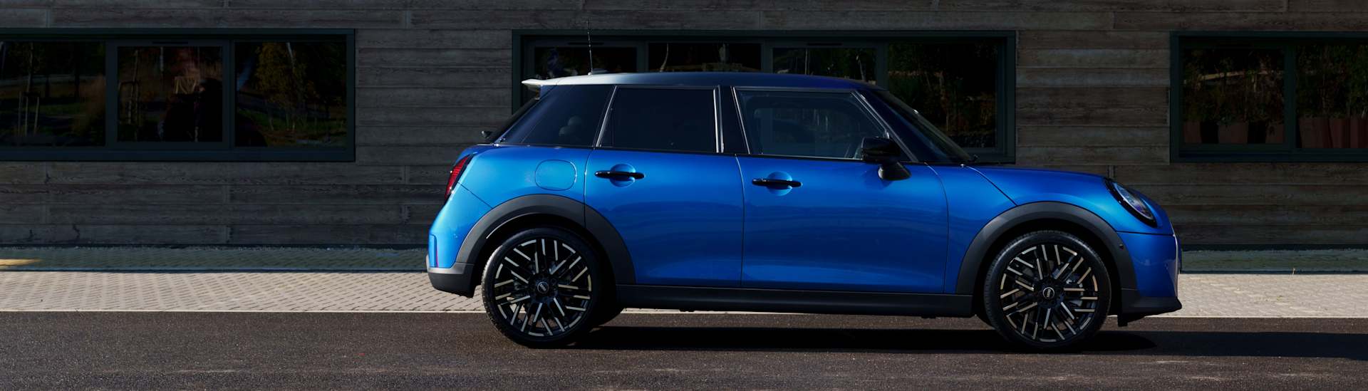 MINI 5-DOOR COOPER C CLASSIC ON PERSONAL CONTRACT PURCHASE.