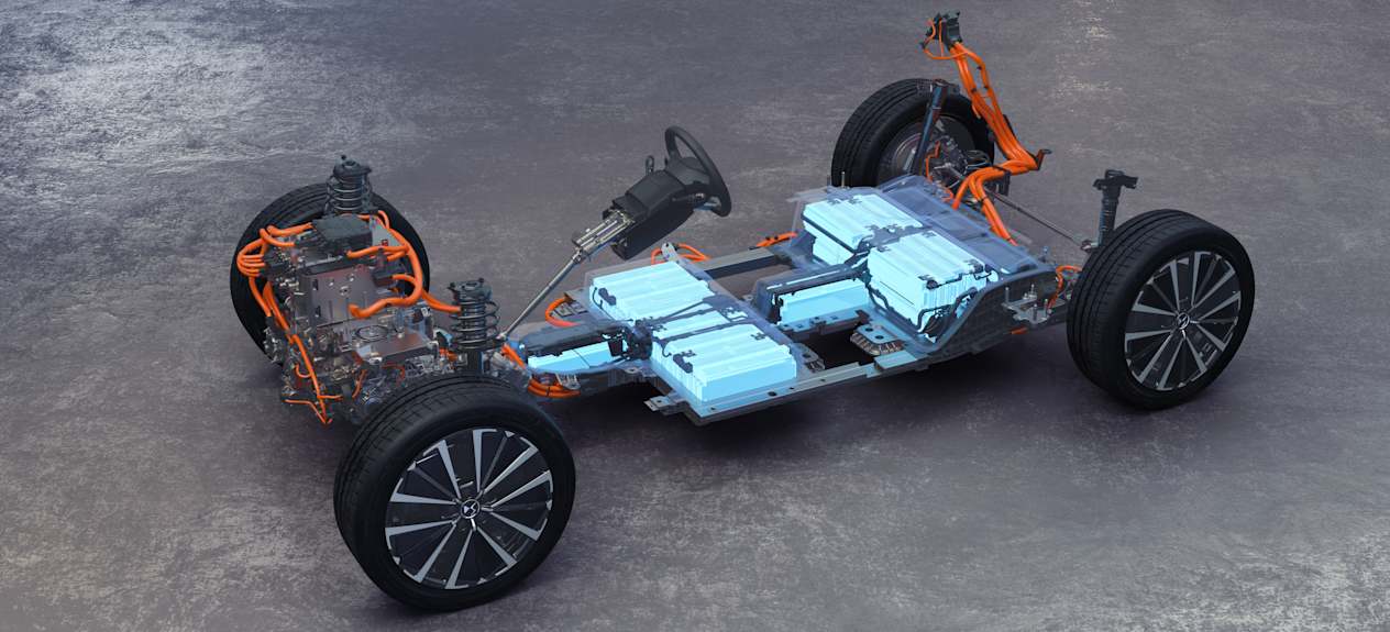 DS N°4 électrique 2025 : plateforme vue trois quarts avant gauche
