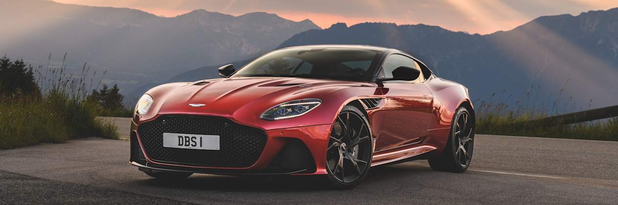 Aston Martin DBS : Trois quart avant à l'arrêt