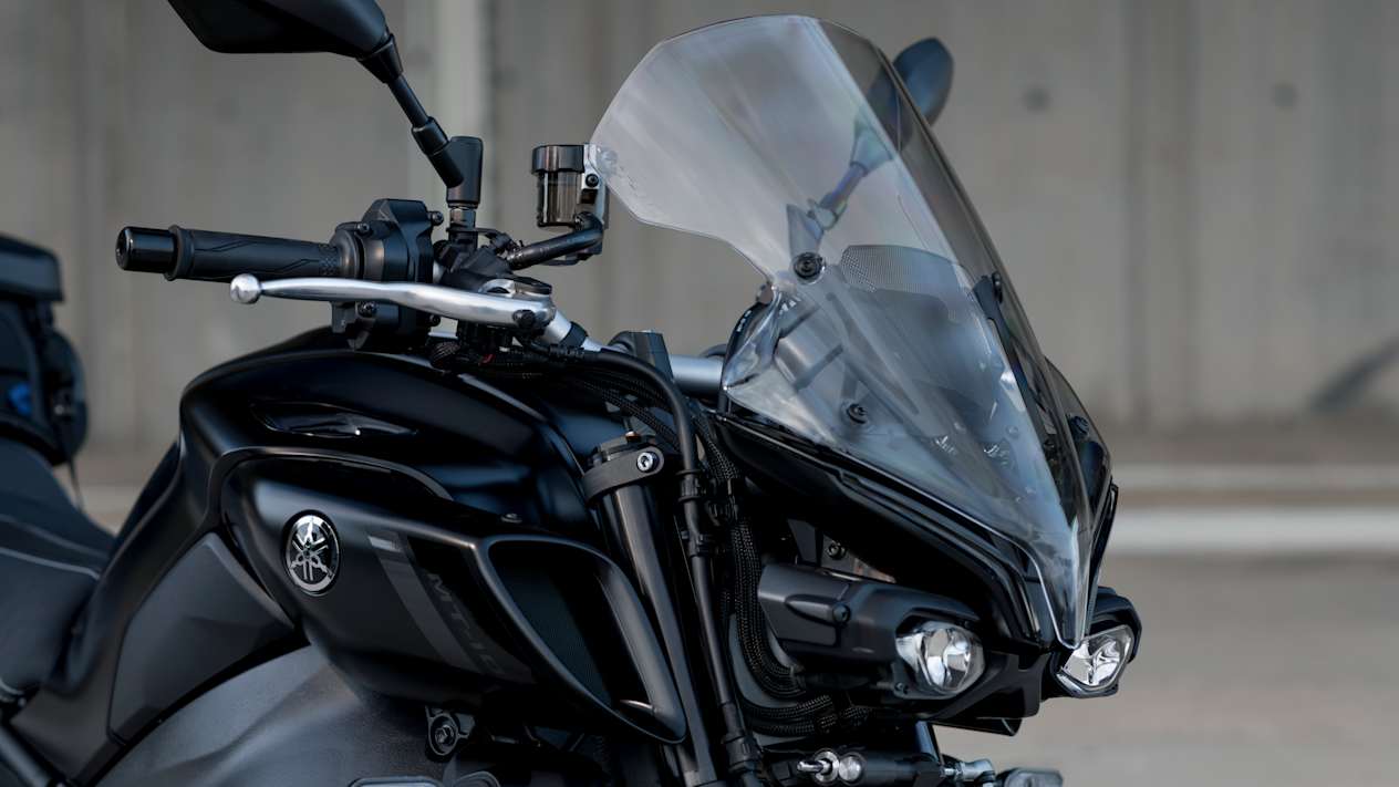 Yamaha MT-10 2023 : pare-brise accessoire