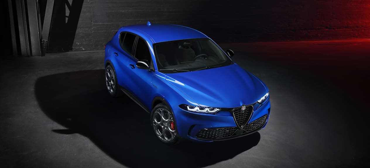 Alfa Romeo Tonale 2022 : Face avant en vue plongeante