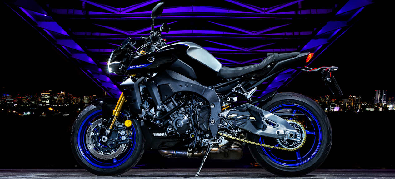 Yamaha MT-10 SP 2023 : profil gauche statique