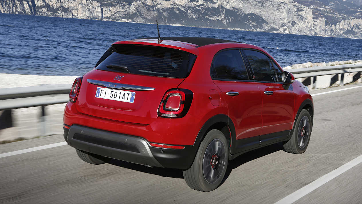 Fiat 500X Cross RED 2022 : trois quarts arrière