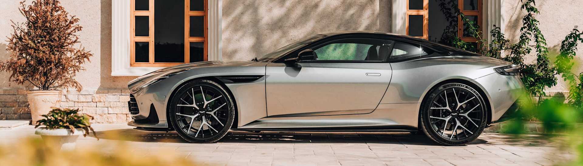 Aston Martin DB12 Coupe