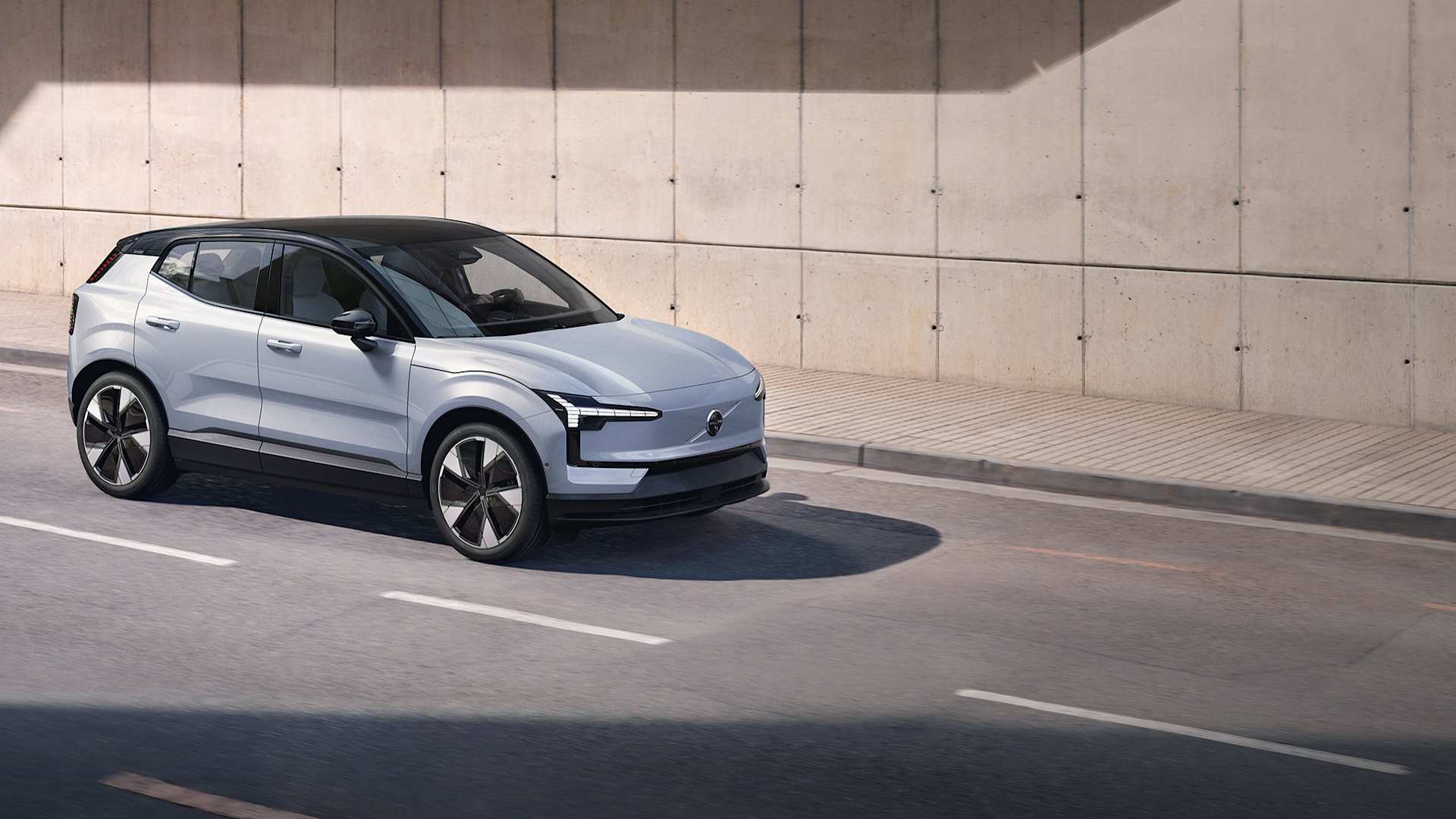 Fully electric Volvo EX30
