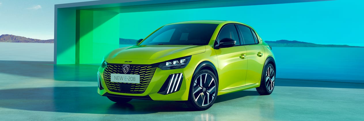 Peugeot 208 2023 : trois quarts avant gauche