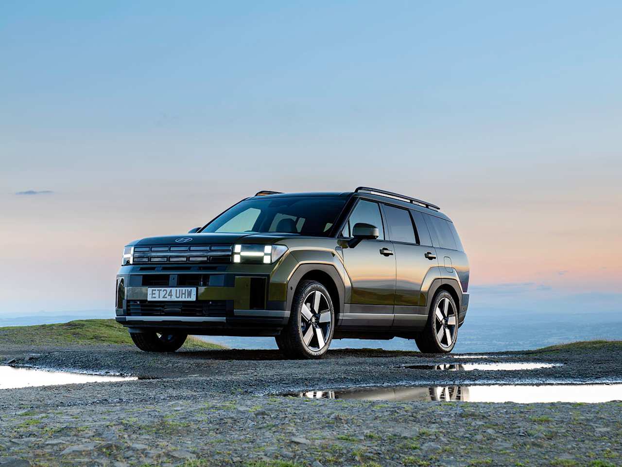 SANTA FE named 2025 Car of the Year