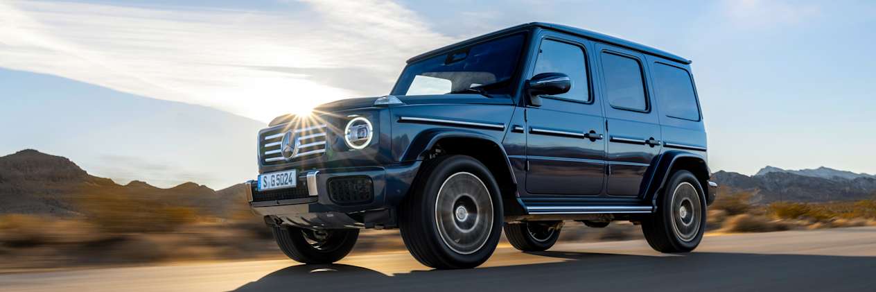 Mercedes Classe G 500 2024 : trois quarts avant gauche sur route