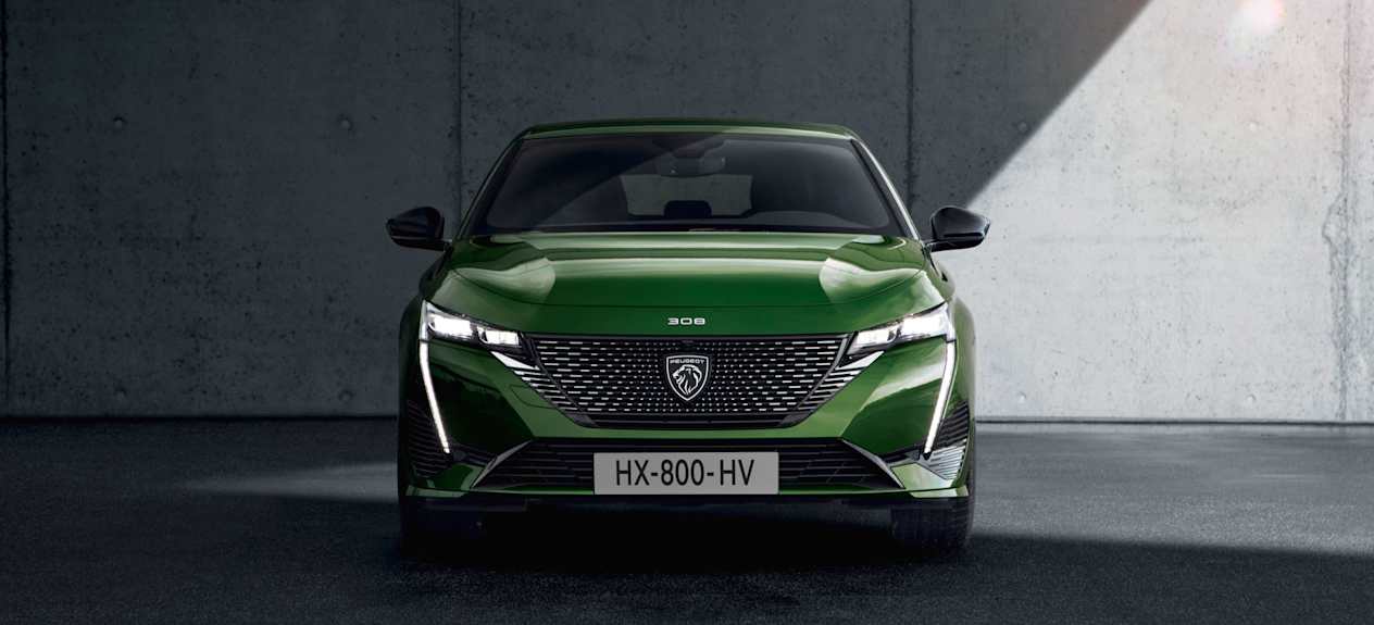Peugeot 308 2021 verte : face avant statique