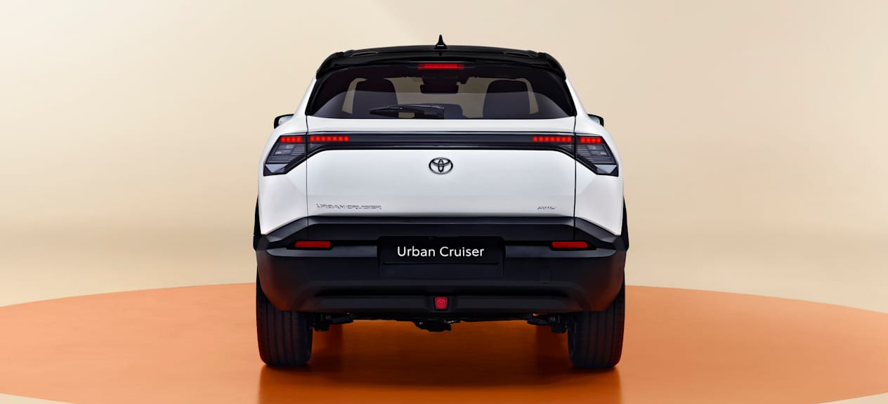 Toyota Urban Cruiser 2025 : face arrière statique