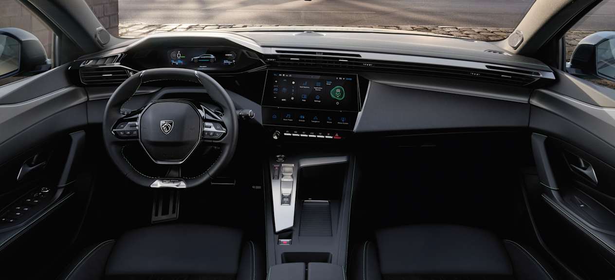 Peugeot 308 2024 : intérieur et planche de bord