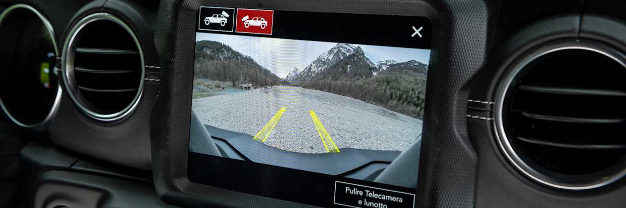 Jeep Wrangler 4xe 2022 : caméra de recul