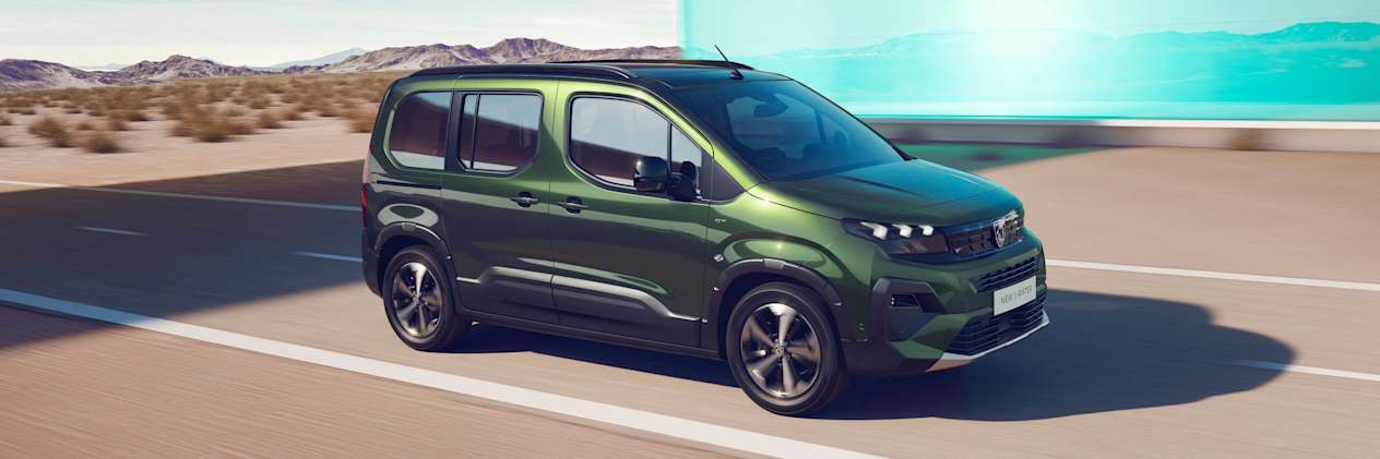 Peugeot Rifter 2024 : trois quarts avant droit sur route