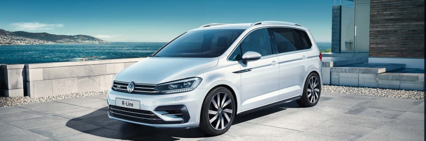 New VW Touran has automatic parking