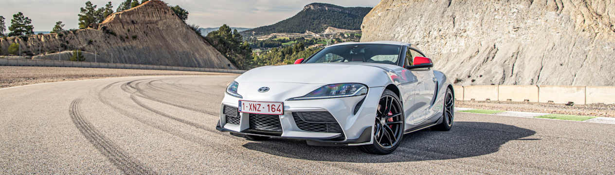 Toyota GR Supra vue trois quart avant