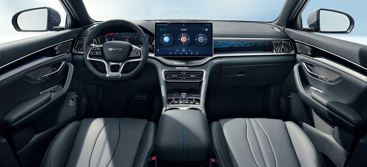BYD Seal U 2023 : intérieur noir