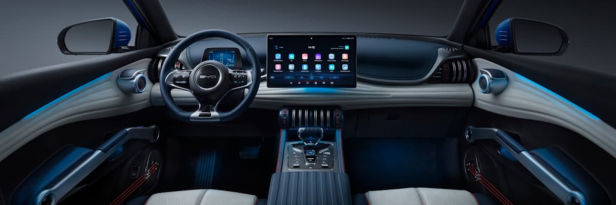 BYD Atto 3 2022 : intérieur et éclairage d'ambiance
