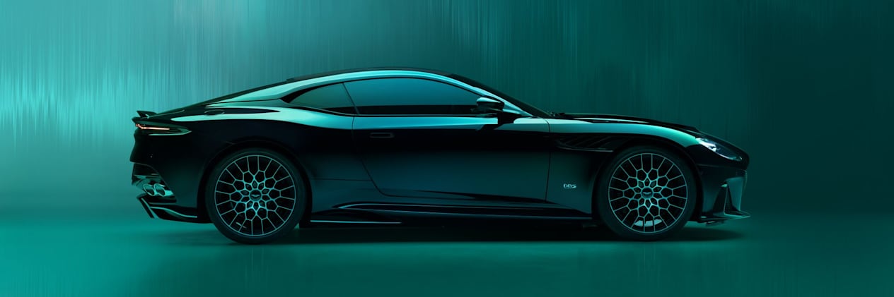 Aston Martin DBS 770 profil