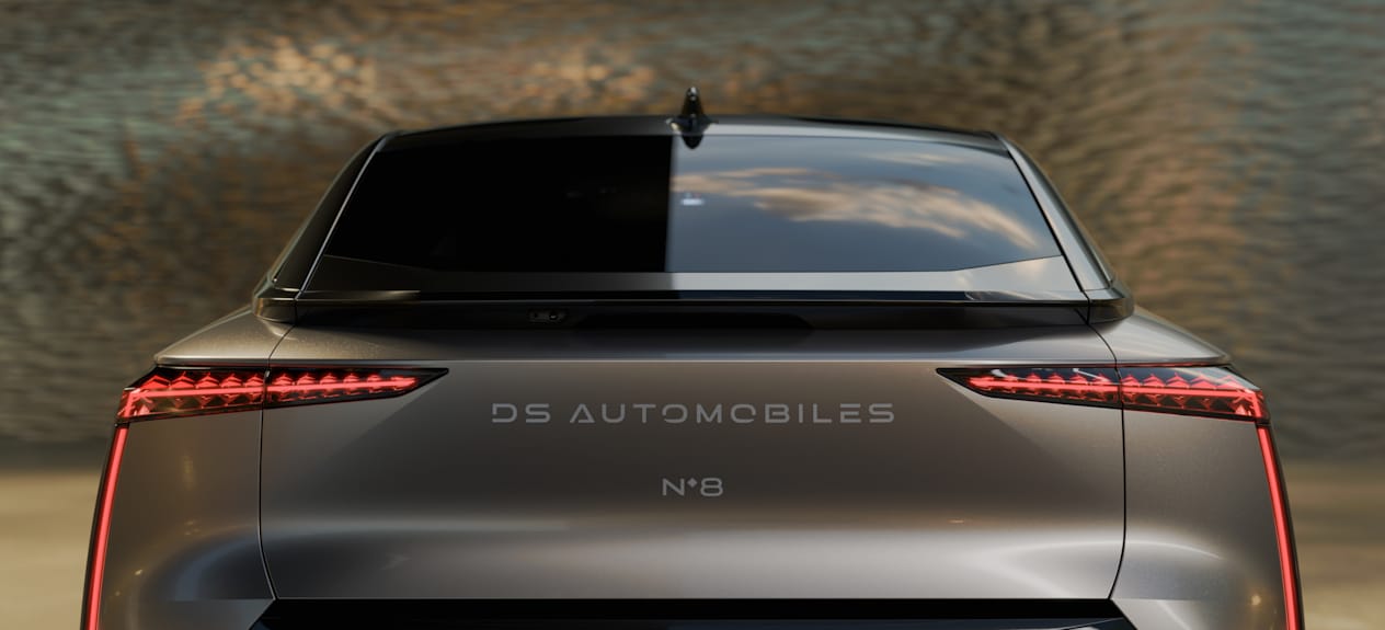 DS N°8 2025 : détail face arrière