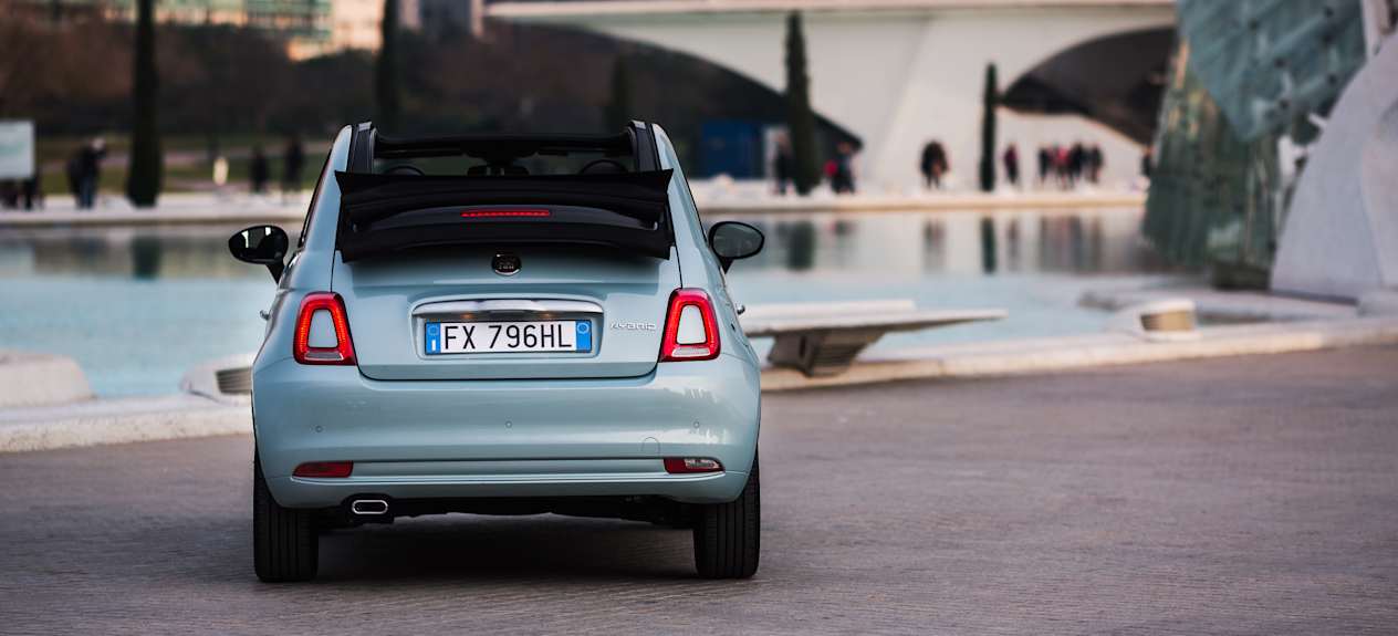 Fiat 500 Hybrid Cabrio arrière