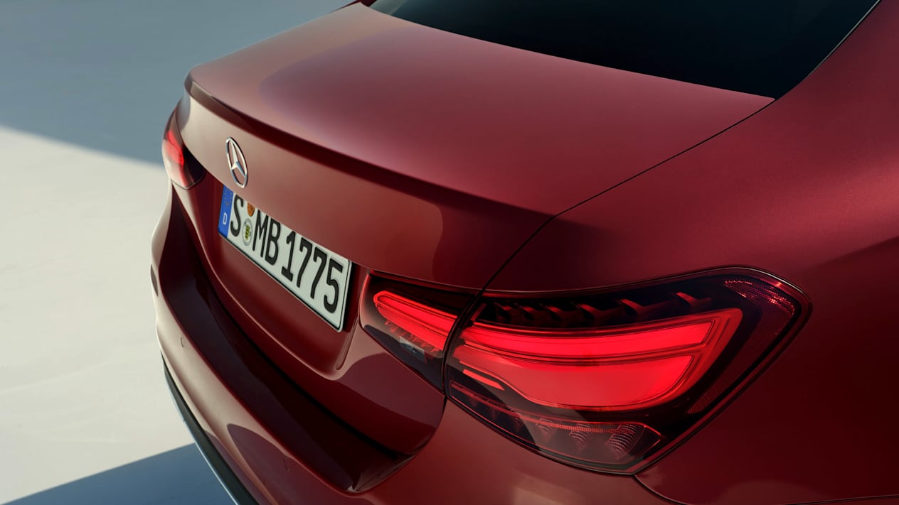 Mercedes Classe A 2023 : Gros plan feux berline