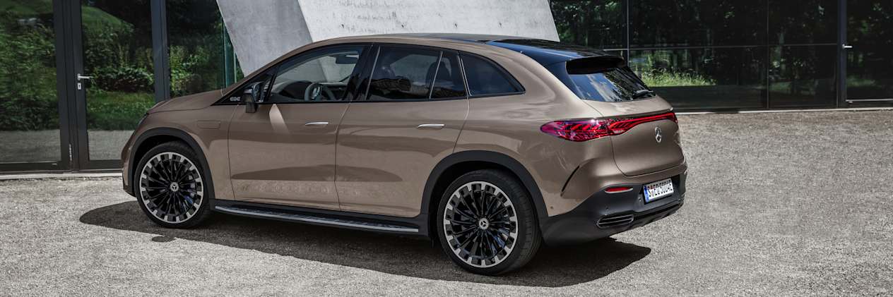 Mercedes EQE SUV 2022 : trois quarts arrière gauche statique