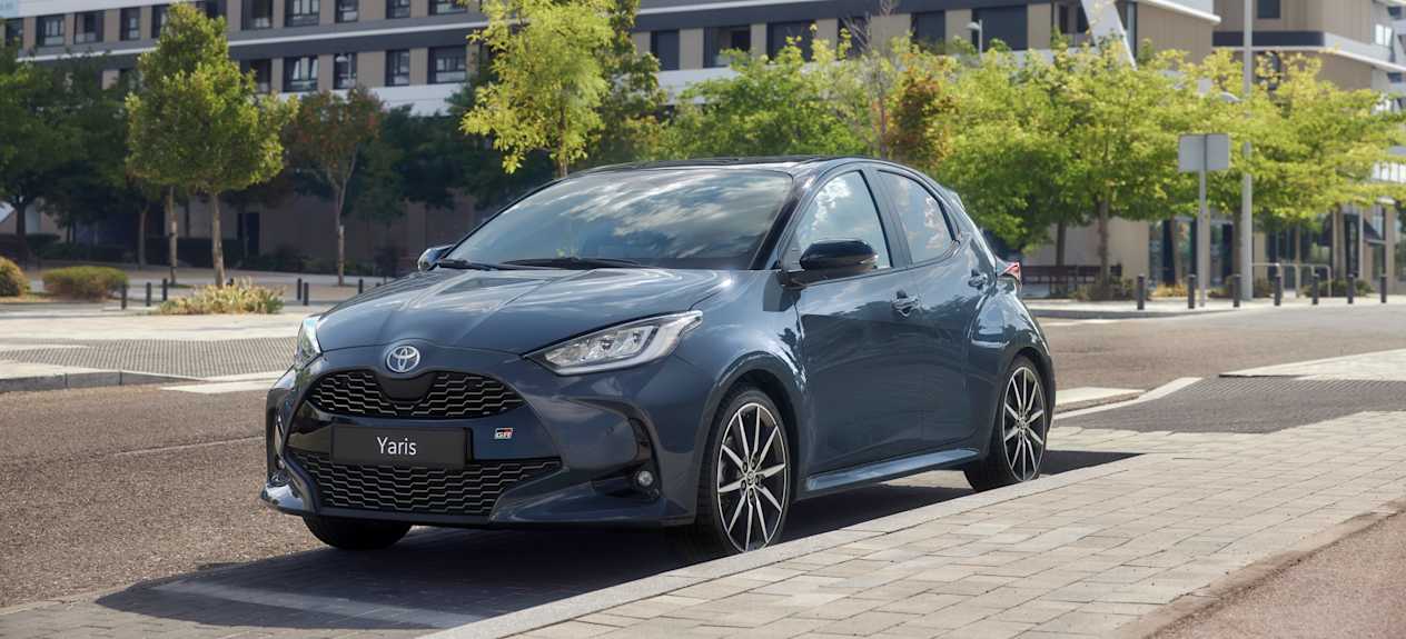 Toyota Yaris GR Sport 2025 : trois quarts avant gauche statique
